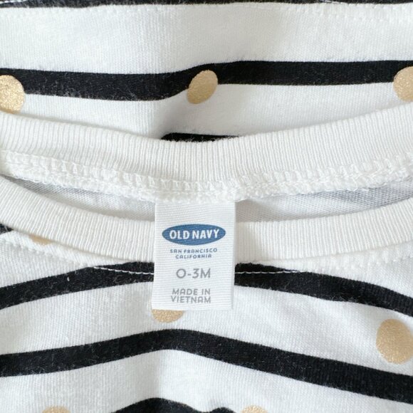 🧸 SALE! (5/$15, 8/$22, 12/$30) Old Navy striped baby girl top 0-3m - Picture 10 of 10